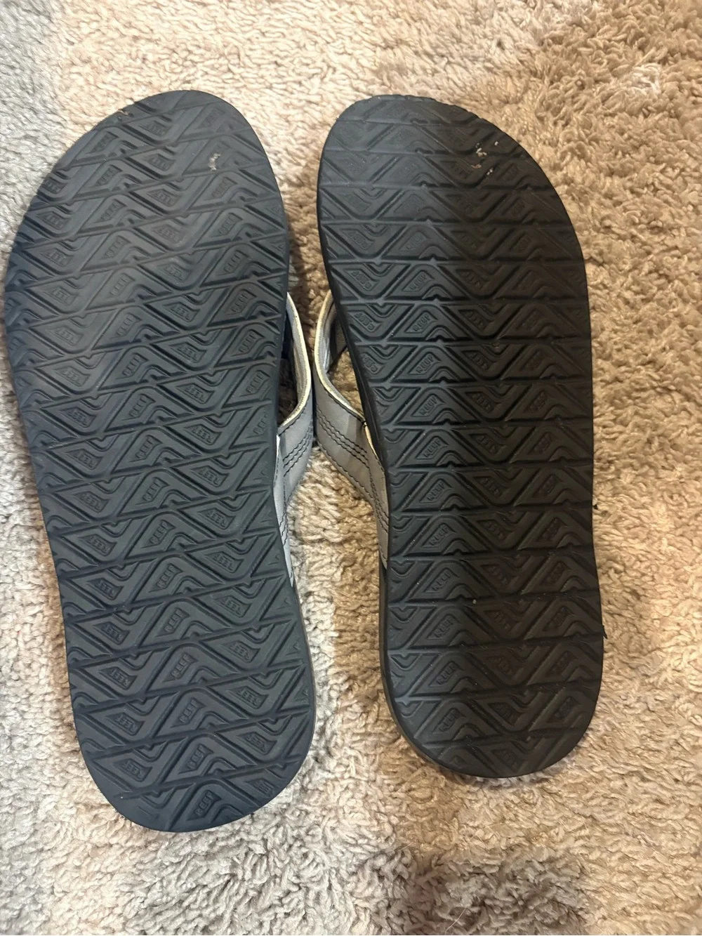 Men’s Reef Phantom 2.0 Men’s Grey Foam Flip Flop Sandals Size 13